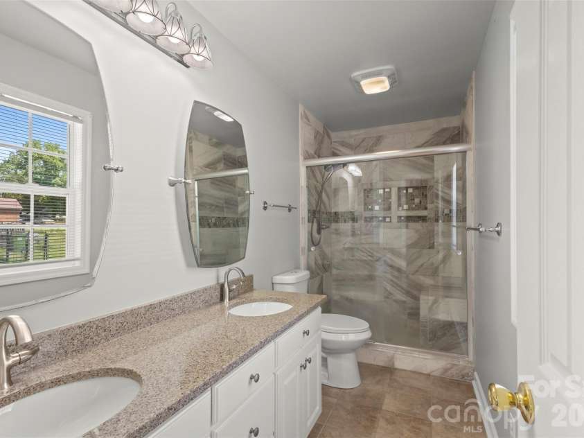 2004 Hunters Ridge Road, Lancaster, SC 29720.  MLS# CAR4393160, YatesRealty ID 32231. 