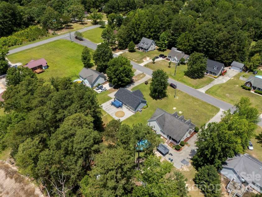 2004 Hunters Ridge Road, Lancaster, SC 29720.  MLS# CAR4393160, YatesRealty ID 32231. 