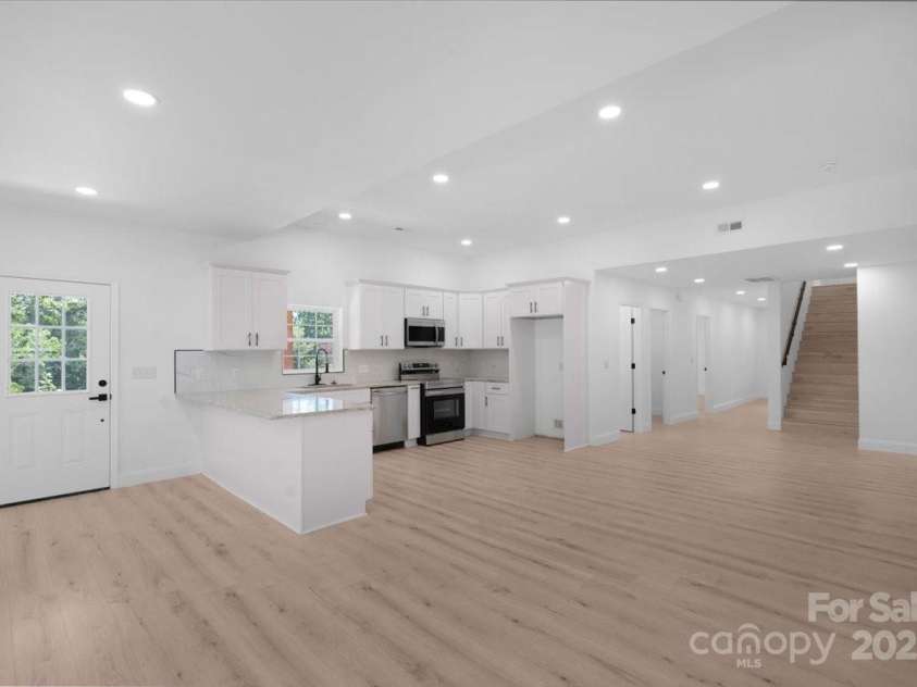 3637 Reepsville Road, Lincolnton, NC 28092.  MLS# CAR4282041, YatesRealty ID 32231. 