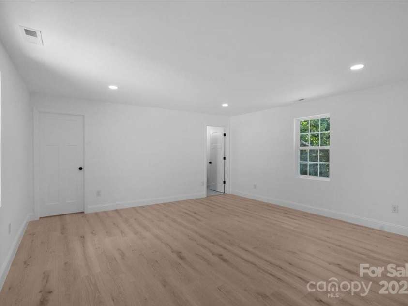 3637 Reepsville Road, Lincolnton, NC 28092.  MLS# CAR4282041, YatesRealty ID 32231. 