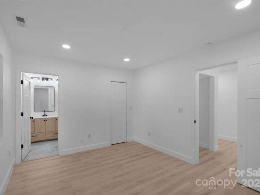 3637 Reepsville Road, Lincolnton, NC 28092.  MLS# CAR4282041, YatesRealty ID 32231. 