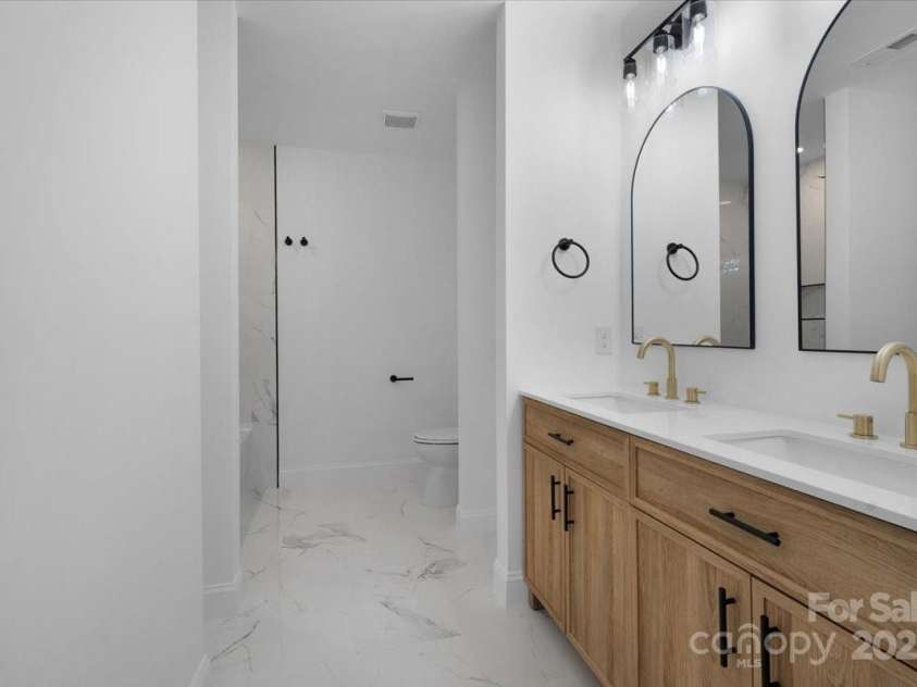 3637 Reepsville Road, Lincolnton, NC 28092.  MLS# CAR4282041, YatesRealty ID 32231. 