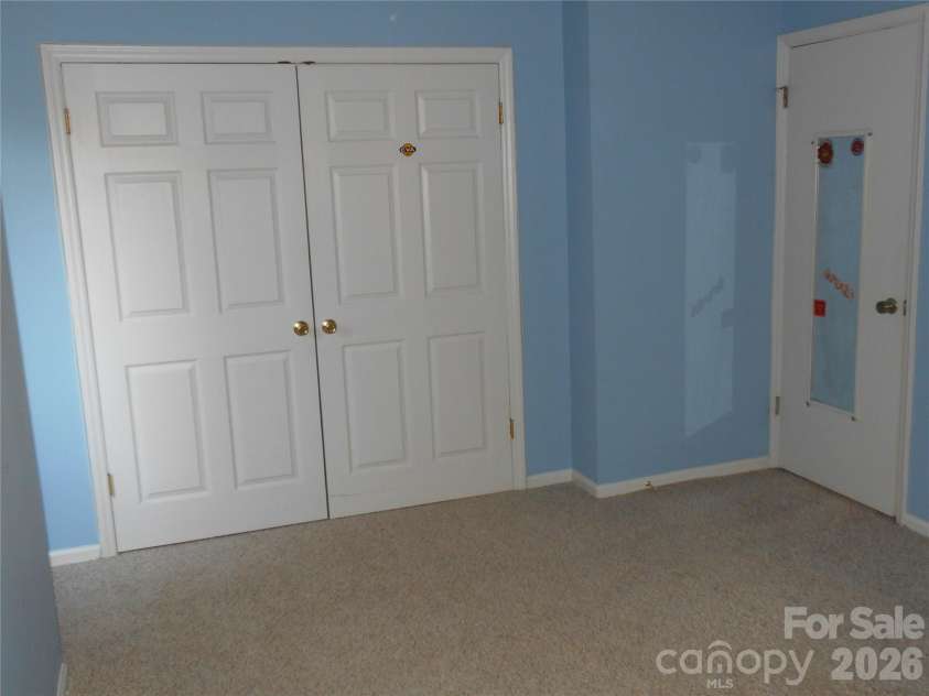 407 Broad Street, Statesville, NC 28677.  MLS# CAR4390712, YatesRealty ID 32232. BR 1