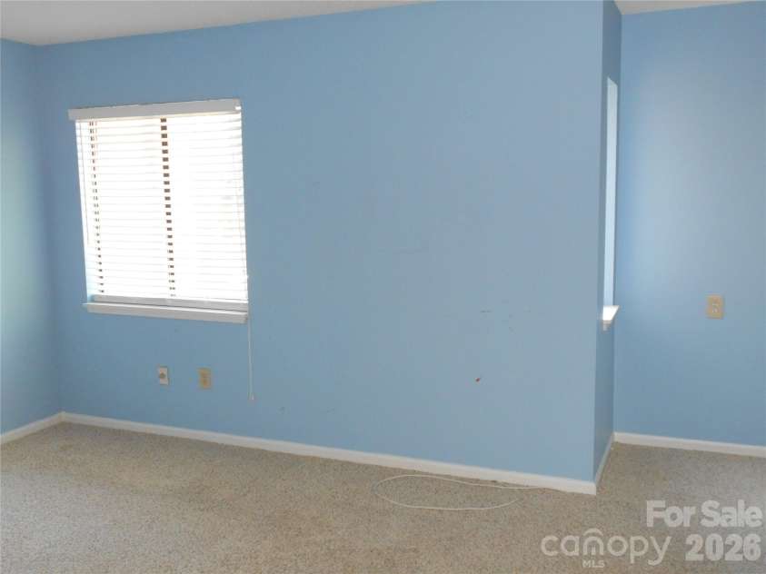 407 Broad Street, Statesville, NC 28677.  MLS# CAR4390712, YatesRealty ID 32232. Upper BR 1
