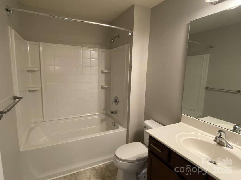 4625 Quinton Lane, Charlotte, NC 28269.  MLS# CAR4286831, YatesRealty ID 32234. 