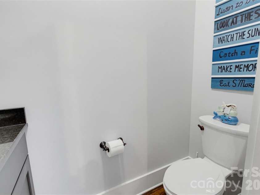561 Harbor Ridge Drive, Tuckasegee, NC 28783.  MLS# CAR4388299, YatesRealty ID 32234. 