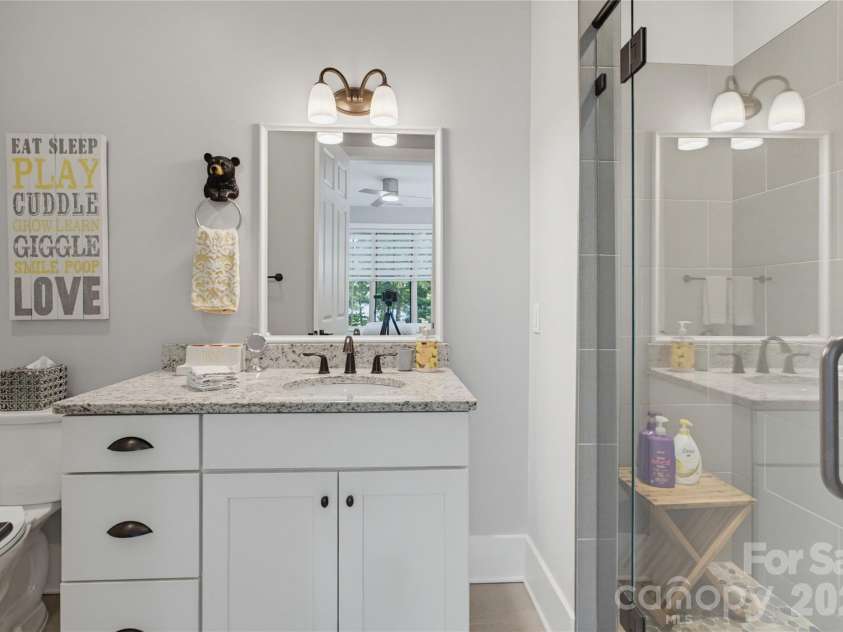 561 Harbor Ridge Drive, Tuckasegee, NC 28783.  MLS# CAR4388299, YatesRealty ID 32234. 