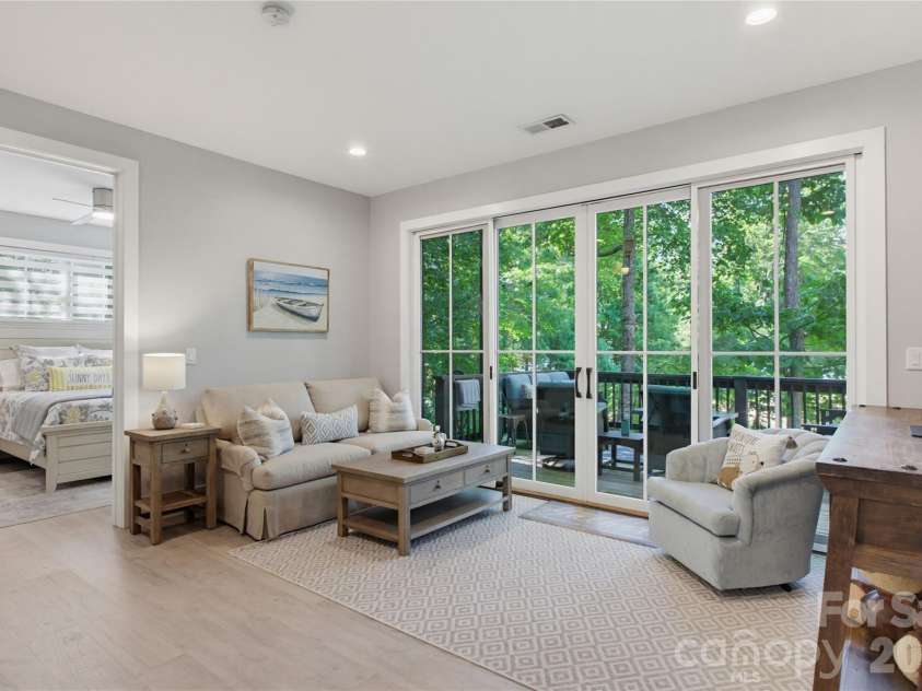 561 Harbor Ridge Drive, Tuckasegee, NC 28783.  MLS# CAR4388299, YatesRealty ID 32234. 