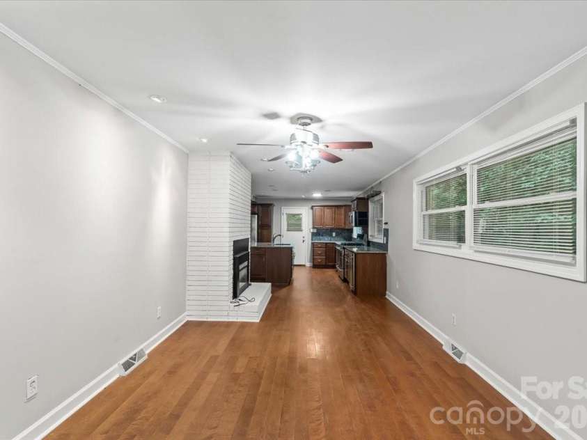 7328 Everett Drive, Charlotte, NC 28214.  MLS# CAR4390075, YatesRealty ID 32237. 