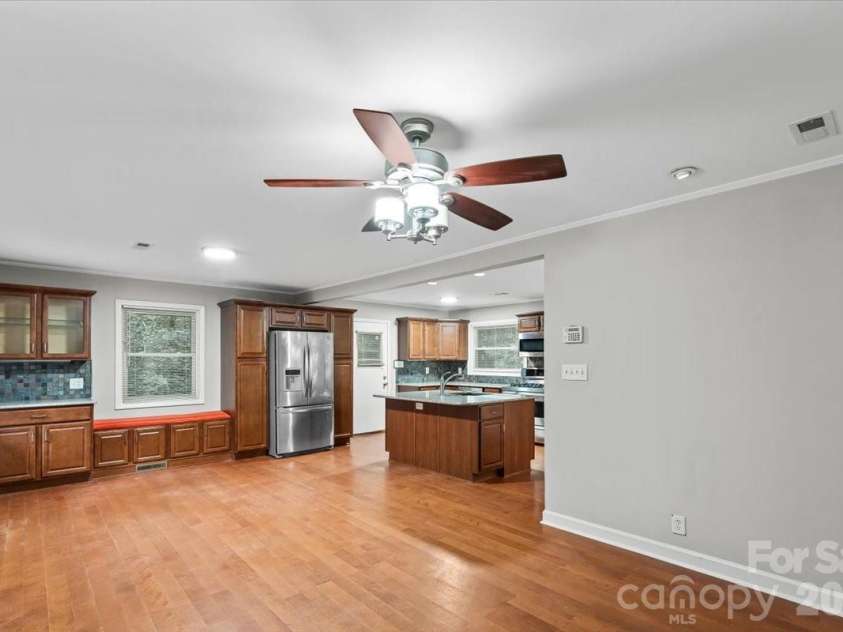 7328 Everett Drive, Charlotte, NC 28214.  MLS# CAR4390075, YatesRealty ID 32237. 