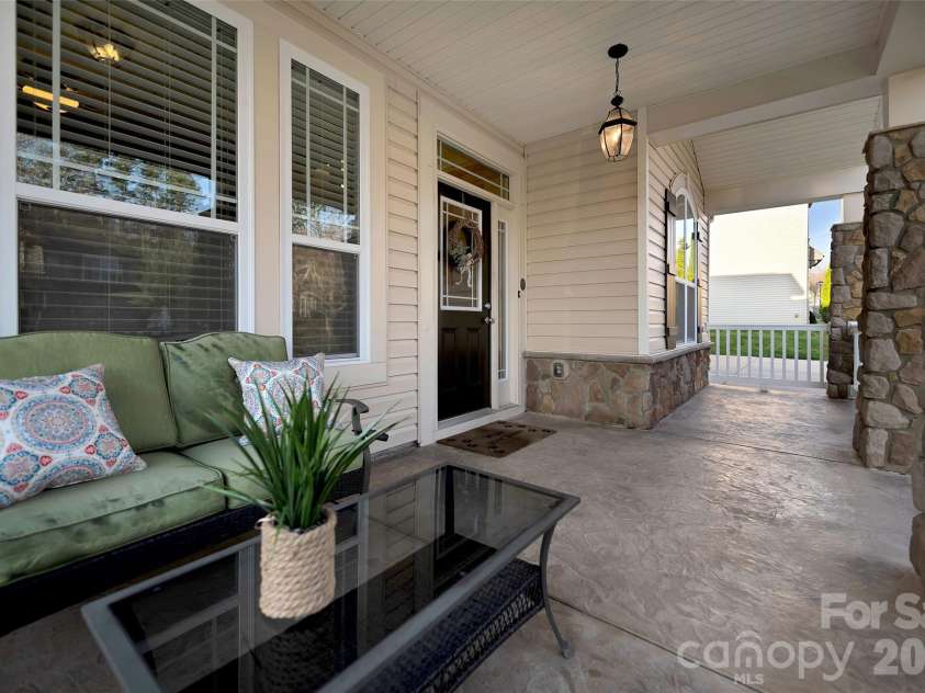 1184 McKee Farm Lane, Belmont, NC 28012.  MLS# CAR4335695, YatesRealty ID 32238. 