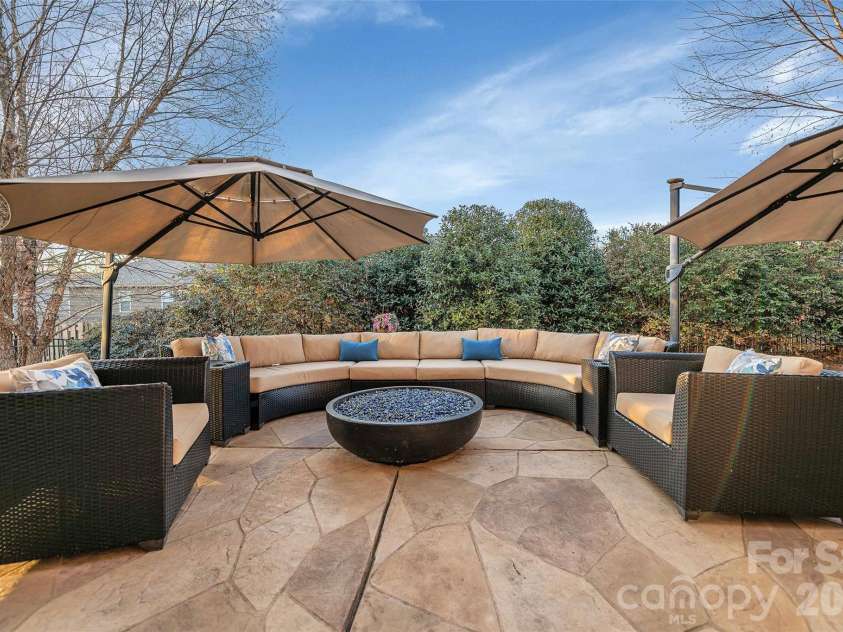 1184 McKee Farm Lane, Belmont, NC 28012.  MLS# CAR4335695, YatesRealty ID 32238. 