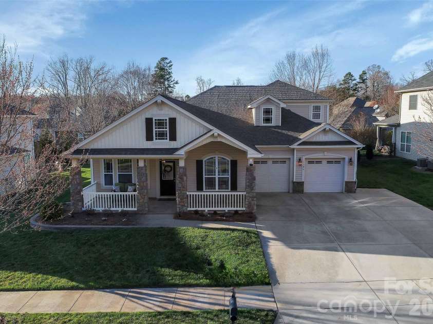 1184 McKee Farm Lane, Belmont, NC 28012.  MLS# CAR4335695, YatesRealty ID 32238. 