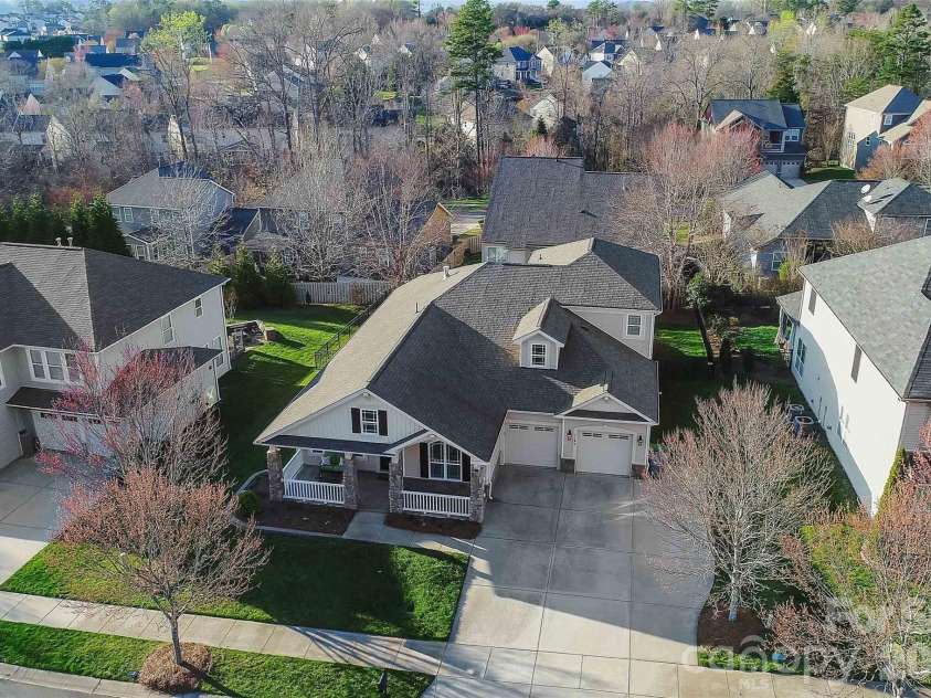 1184 McKee Farm Lane, Belmont, NC 28012.  MLS# CAR4335695, YatesRealty ID 32238. 