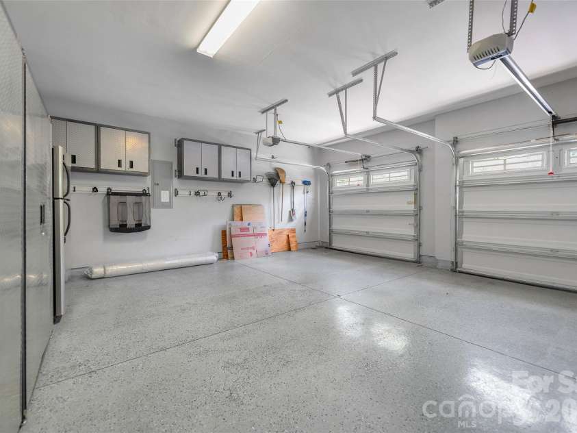 1184 McKee Farm Lane, Belmont, NC 28012.  MLS# CAR4335695, YatesRealty ID 32238. 