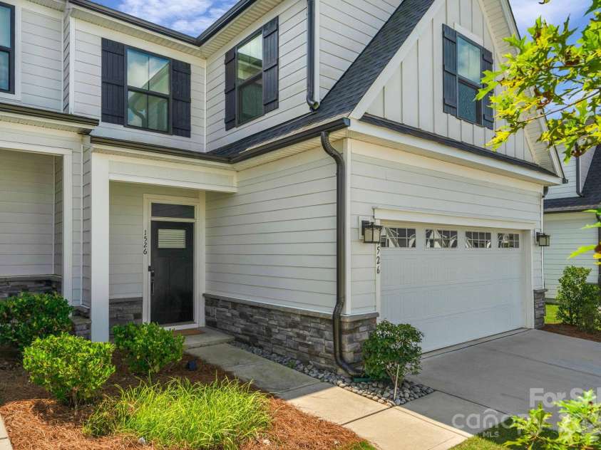 1526 Dennis Austin Lane, Indian Trail, NC 28079.  MLS# CAR4290073, YatesRealty ID 32238. 