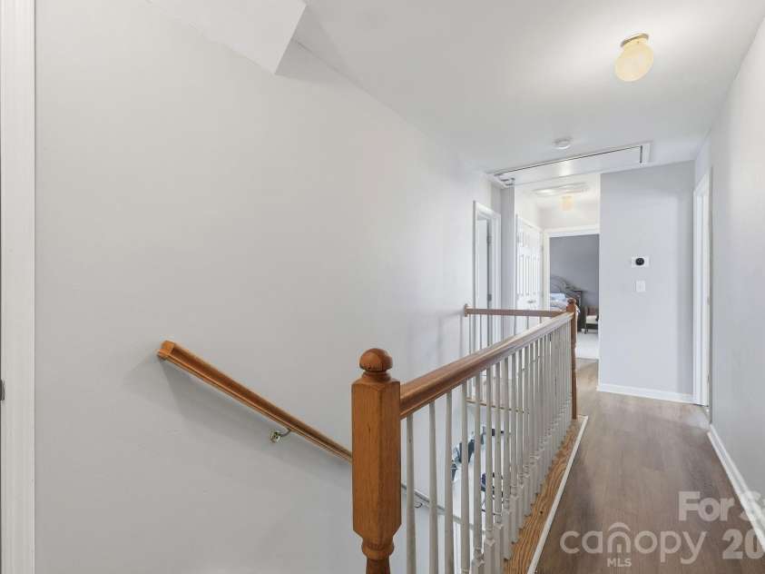10109 Baxter Caldwell Drive, Charlotte, NC 28213.  MLS# CAR4386888, YatesRealty ID 32239. 