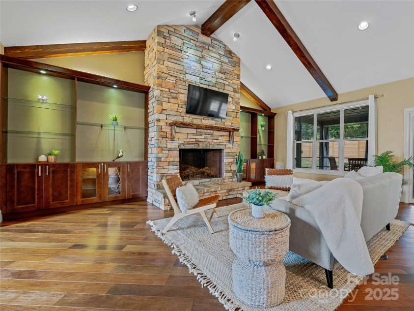 88 Ledgestone Drive, Fairview, NC 28730.  MLS# CAR4285773, YatesRealty ID 32239. 
