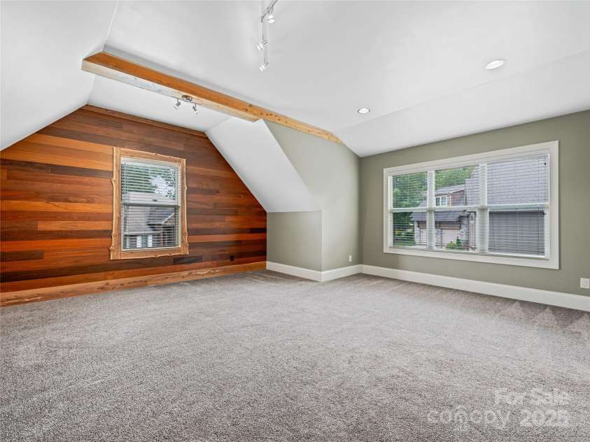 88 Ledgestone Drive, Fairview, NC 28730.  MLS# CAR4285773, YatesRealty ID 32239. 