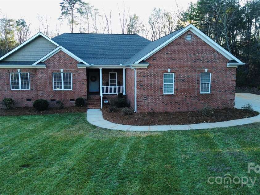 1266 Oak Grove Lane, Salisbury, NC 28146.  MLS# CAR4333009, YatesRealty ID 3224. 