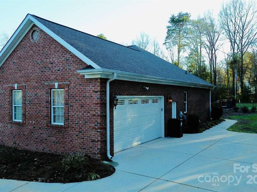 1266 Oak Grove Lane, Salisbury, NC 28146.  MLS# CAR4333009, YatesRealty ID 3224. 