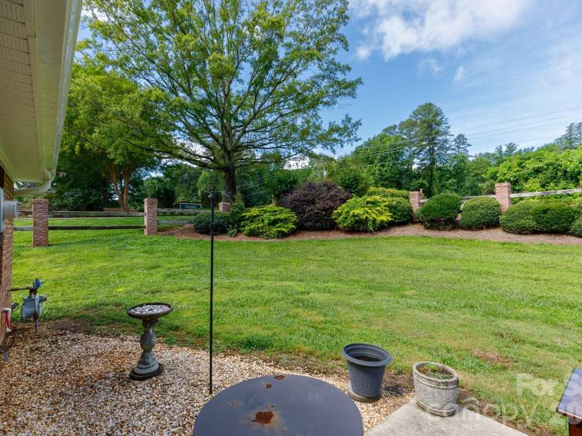 3150 Devonshire Drive, Rock Hill, SC 29732.  MLS# CAR4396169, YatesRealty ID 32240. 