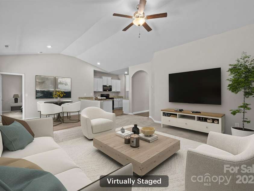 4019 Munson Drive, Charlotte, NC 28215.  MLS# CAR4282246, YatesRealty ID 32241. 