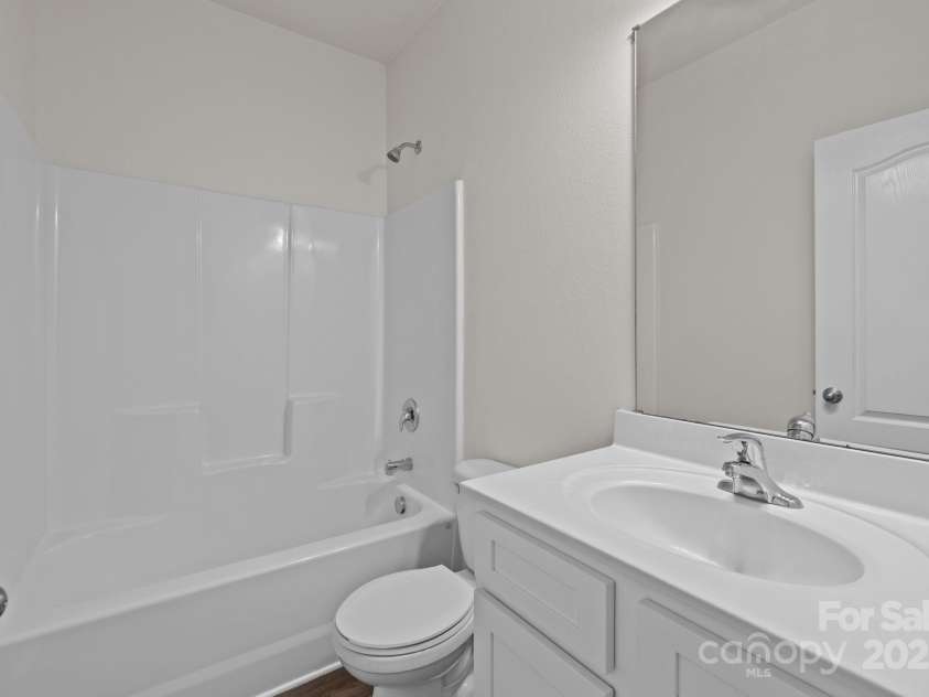4019 Munson Drive, Charlotte, NC 28215.  MLS# CAR4282246, YatesRealty ID 32241. 