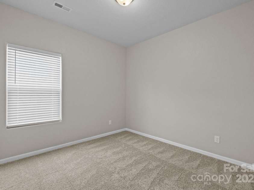 4019 Munson Drive, Charlotte, NC 28215.  MLS# CAR4282246, YatesRealty ID 32241. 