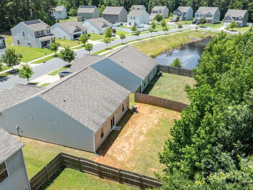 4019 Munson Drive, Charlotte, NC 28215.  MLS# CAR4282246, YatesRealty ID 32241. 