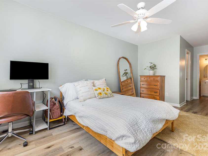 931 Heritage Parkway, Fort Mill, SC 29715.  MLS# CAR4276417, YatesRealty ID 32242. 