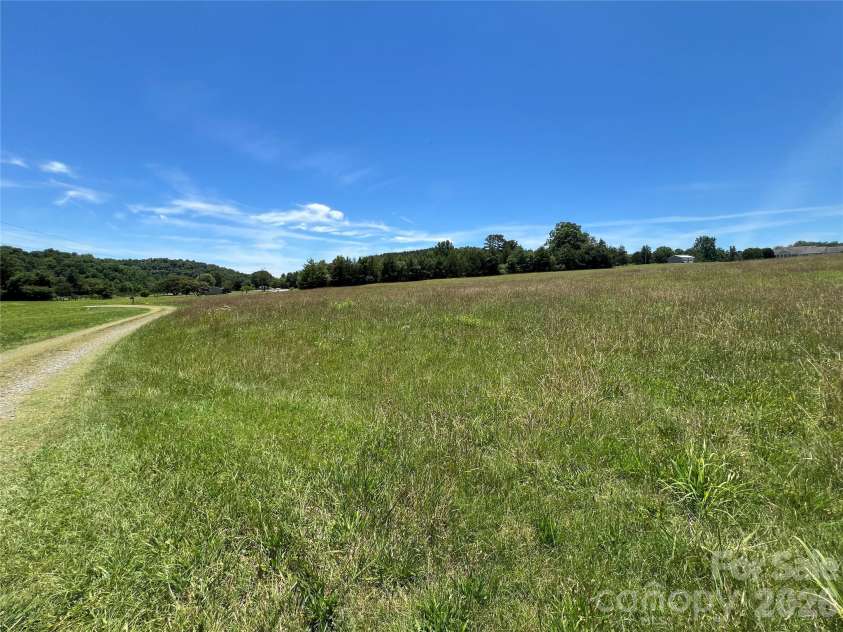 4405 Maple Creek Road, Rutherfordton, NC 28139.  MLS# CAR4390576, YatesRealty ID 32243. 