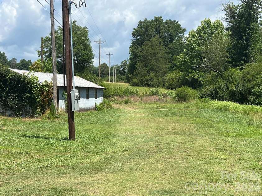 4405 Maple Creek Road, Rutherfordton, NC 28139.  MLS# CAR4390576, YatesRealty ID 32243. 
