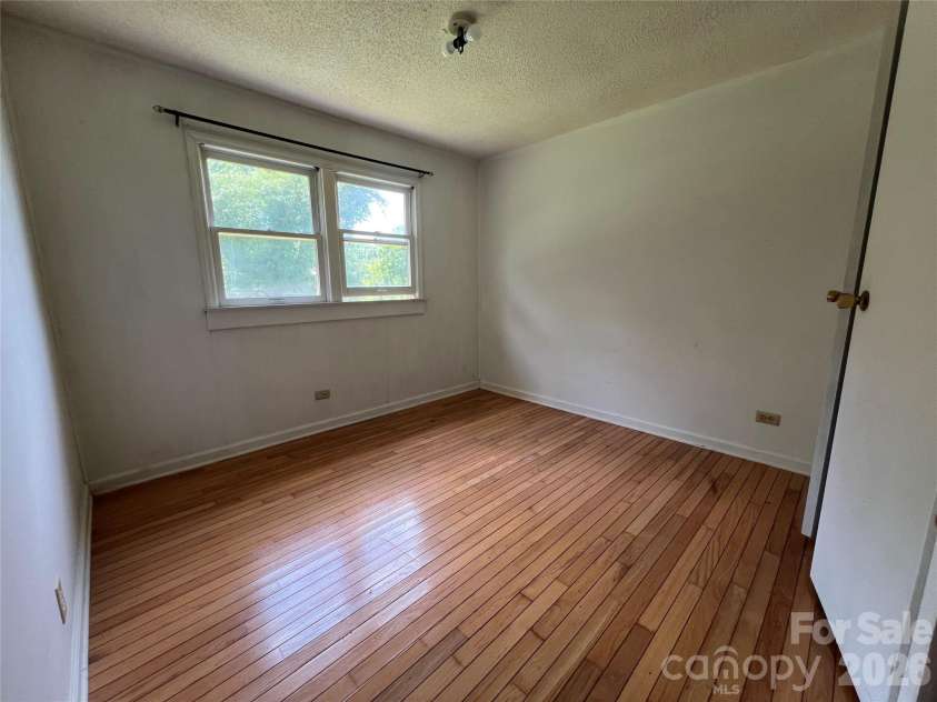 4405 Maple Creek Road, Rutherfordton, NC 28139.  MLS# CAR4390576, YatesRealty ID 32243. 
