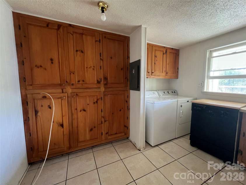 4405 Maple Creek Road, Rutherfordton, NC 28139.  MLS# CAR4390576, YatesRealty ID 32243. 