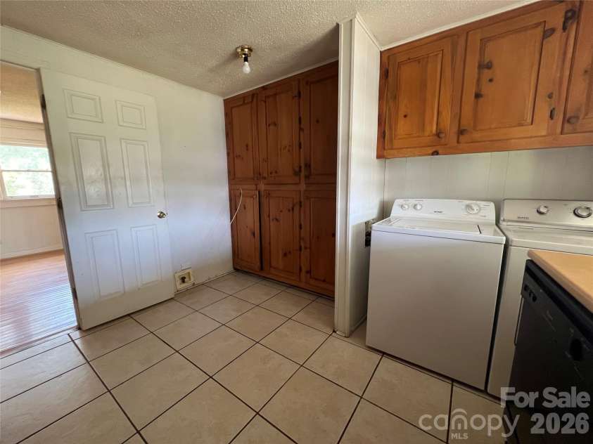4405 Maple Creek Road, Rutherfordton, NC 28139.  MLS# CAR4390576, YatesRealty ID 32243. 