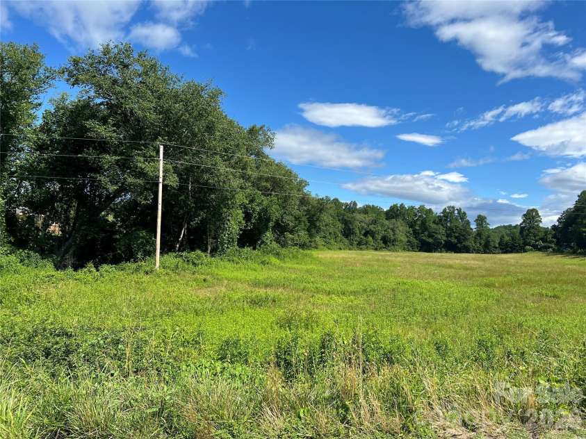 4405 Maple Creek Road, Rutherfordton, NC 28139.  MLS# CAR4390576, YatesRealty ID 32243. 