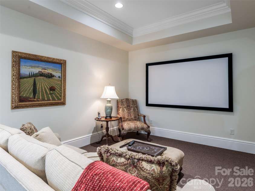 29 Elk Ridge Drive, Asheville, NC 28804.  MLS# CAR4381856, YatesRealty ID 32244. 