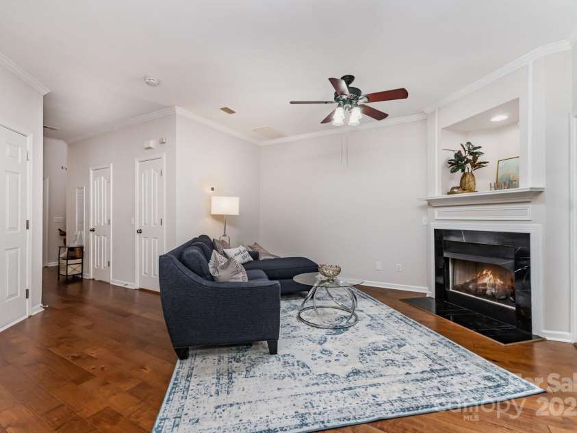 16911 Commons Creek Drive, Charlotte, NC 28277.  MLS# CAR4298157, YatesRealty ID 32245. 