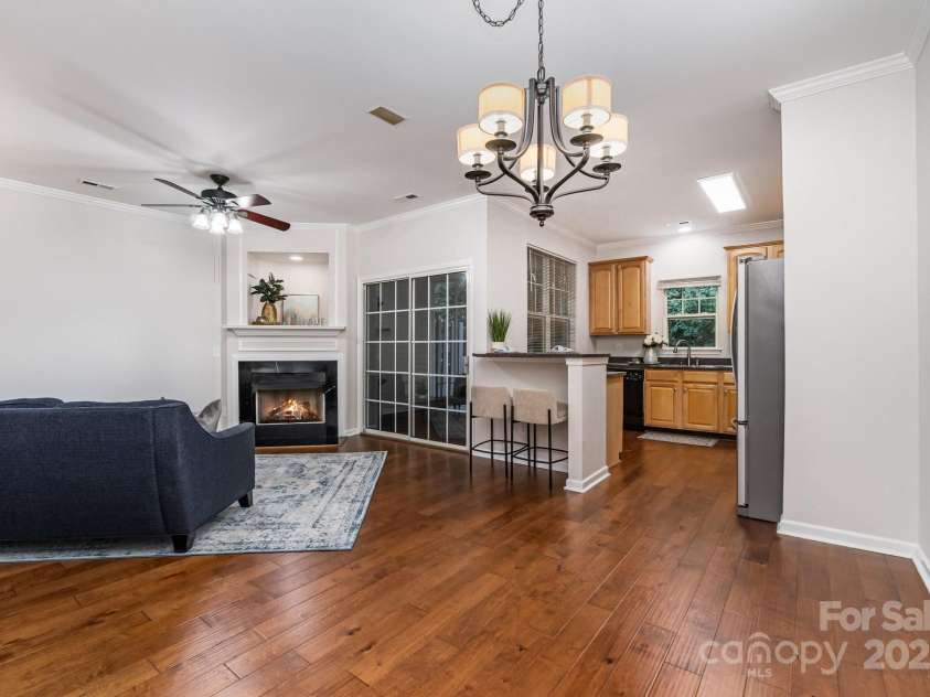 16911 Commons Creek Drive, Charlotte, NC 28277.  MLS# CAR4298157, YatesRealty ID 32245. 