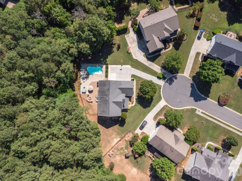 723 Cavendish Lane, Waxhaw, NC 28173.  MLS# CAR4395421, YatesRealty ID 32245. 