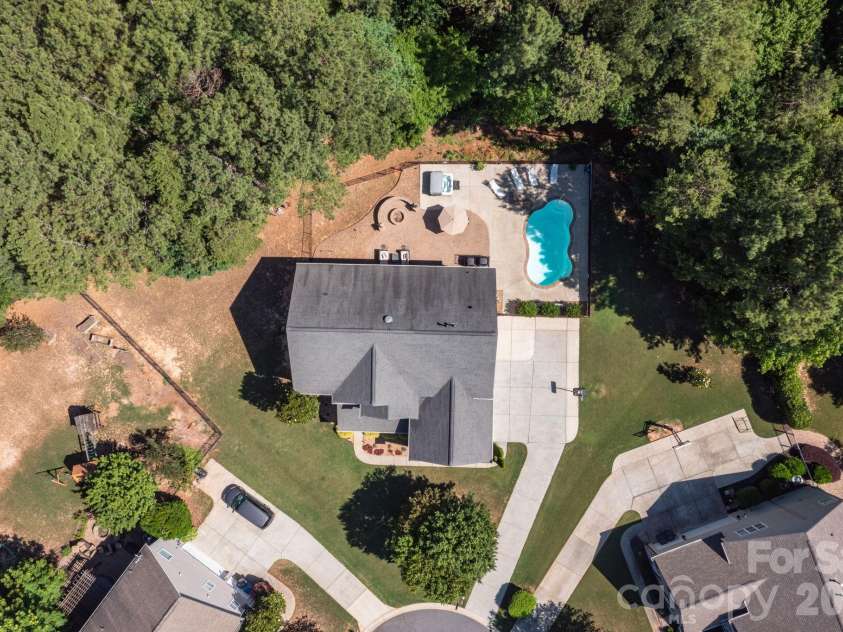 723 Cavendish Lane, Waxhaw, NC 28173.  MLS# CAR4395421, YatesRealty ID 32245. 