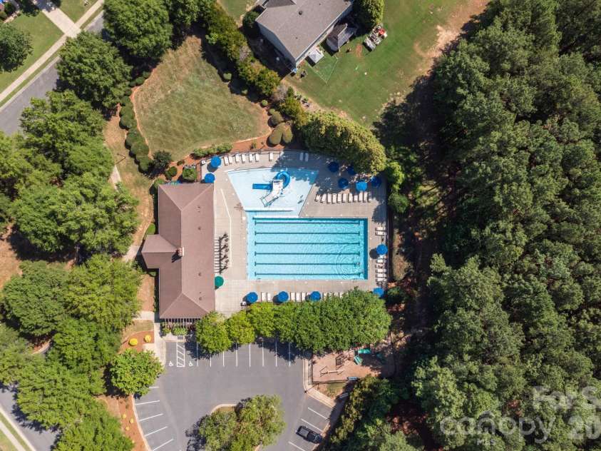 723 Cavendish Lane, Waxhaw, NC 28173.  MLS# CAR4395421, YatesRealty ID 32245. 