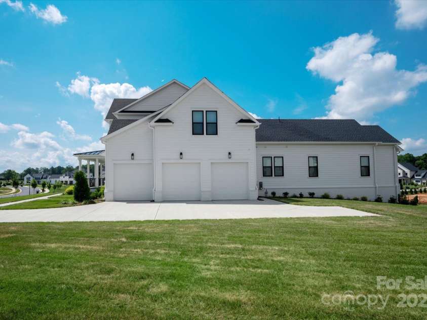 1106 Pomar Circle, Waxhaw, NC 28173.  MLS# CAR4277201, YatesRealty ID 32248. 