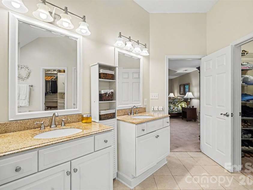 8903 Snapfinger Court, Waxhaw, NC 28173.  MLS# CAR4392589, YatesRealty ID 32248. 