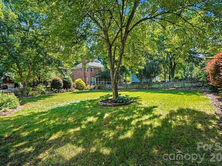 8903 Snapfinger Court, Waxhaw, NC 28173.  MLS# CAR4392589, YatesRealty ID 32248. 