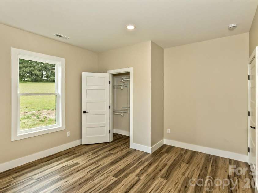112 Peyton Elaine Road, Clyde, NC 28721.  MLS# CAR4387524, YatesRealty ID 32249. 