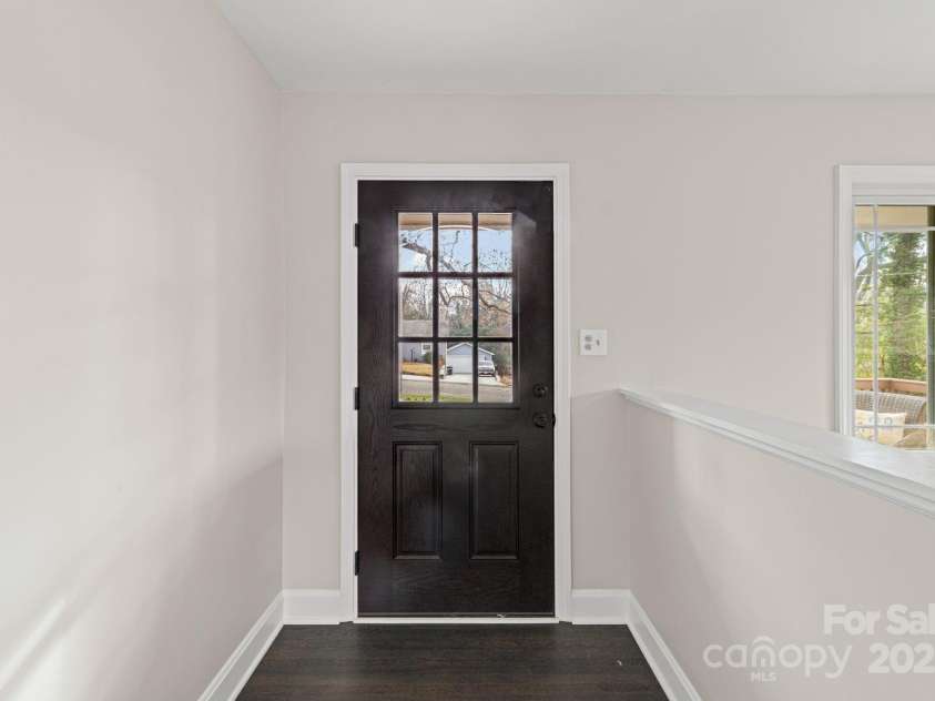 6514 Highwood Place, Charlotte, NC 28210.  MLS# CAR4327683, YatesRealty ID 3225. 