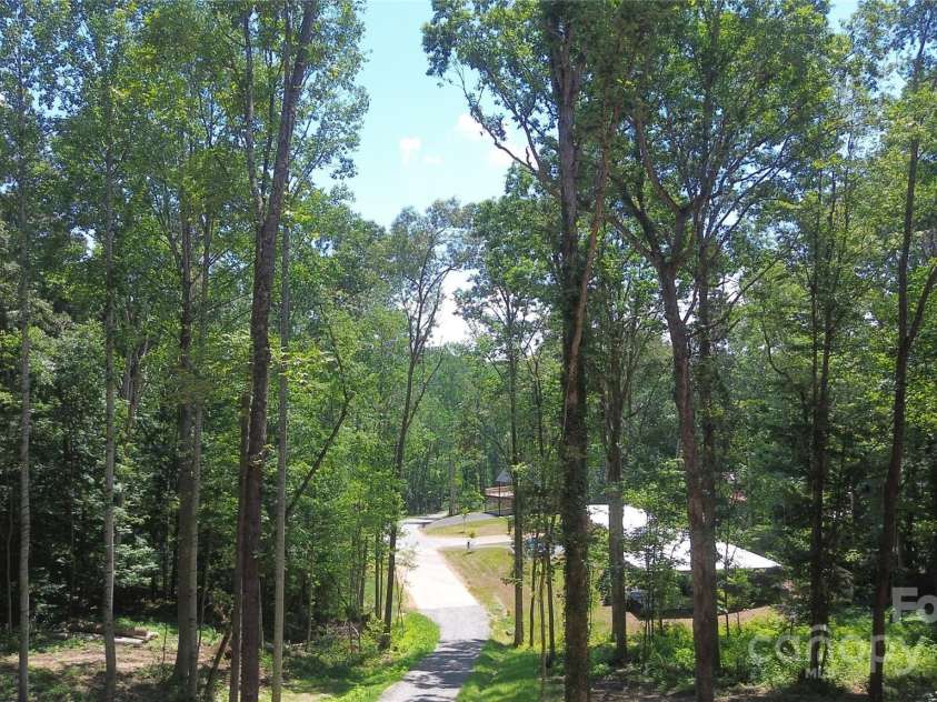 138 English Drive, Candler, NC 28715.  MLS# CAR4279075, YatesRealty ID 32250. 