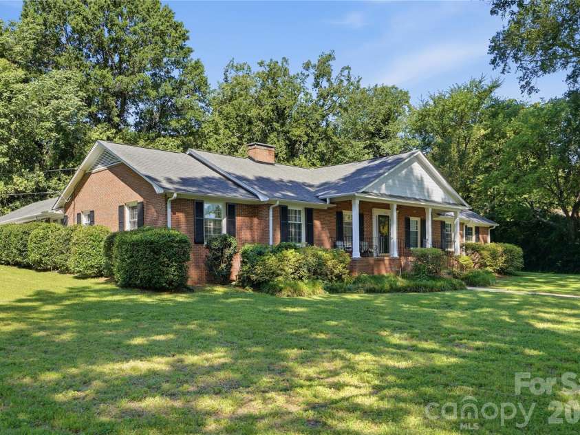 1859 Selma Street, Rock Hill, SC 29732.  MLS# CAR4386382, YatesRealty ID 32250. 
